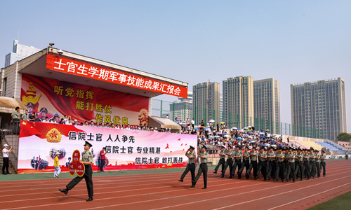 04222338qrvh.jpg